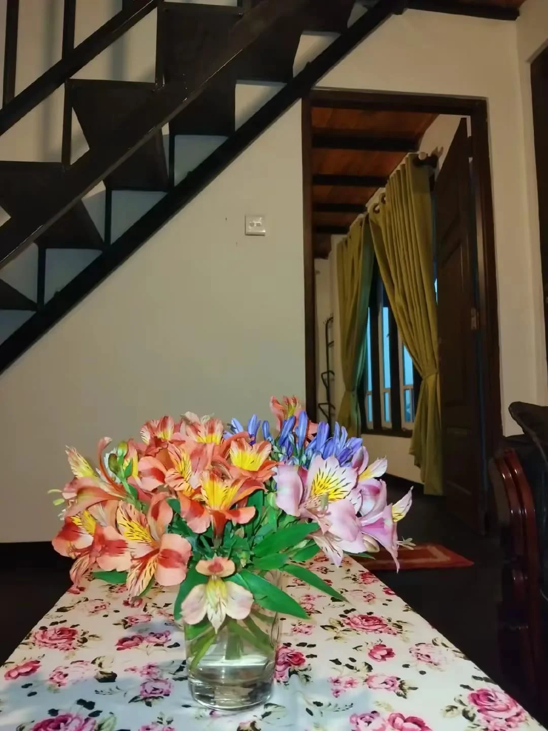 Lobby & Entrance